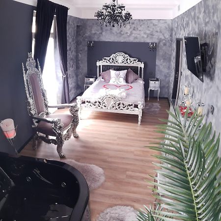 Nuit Romantique - Jacuzzi - Beziers - Romance Royale Екстериор снимка