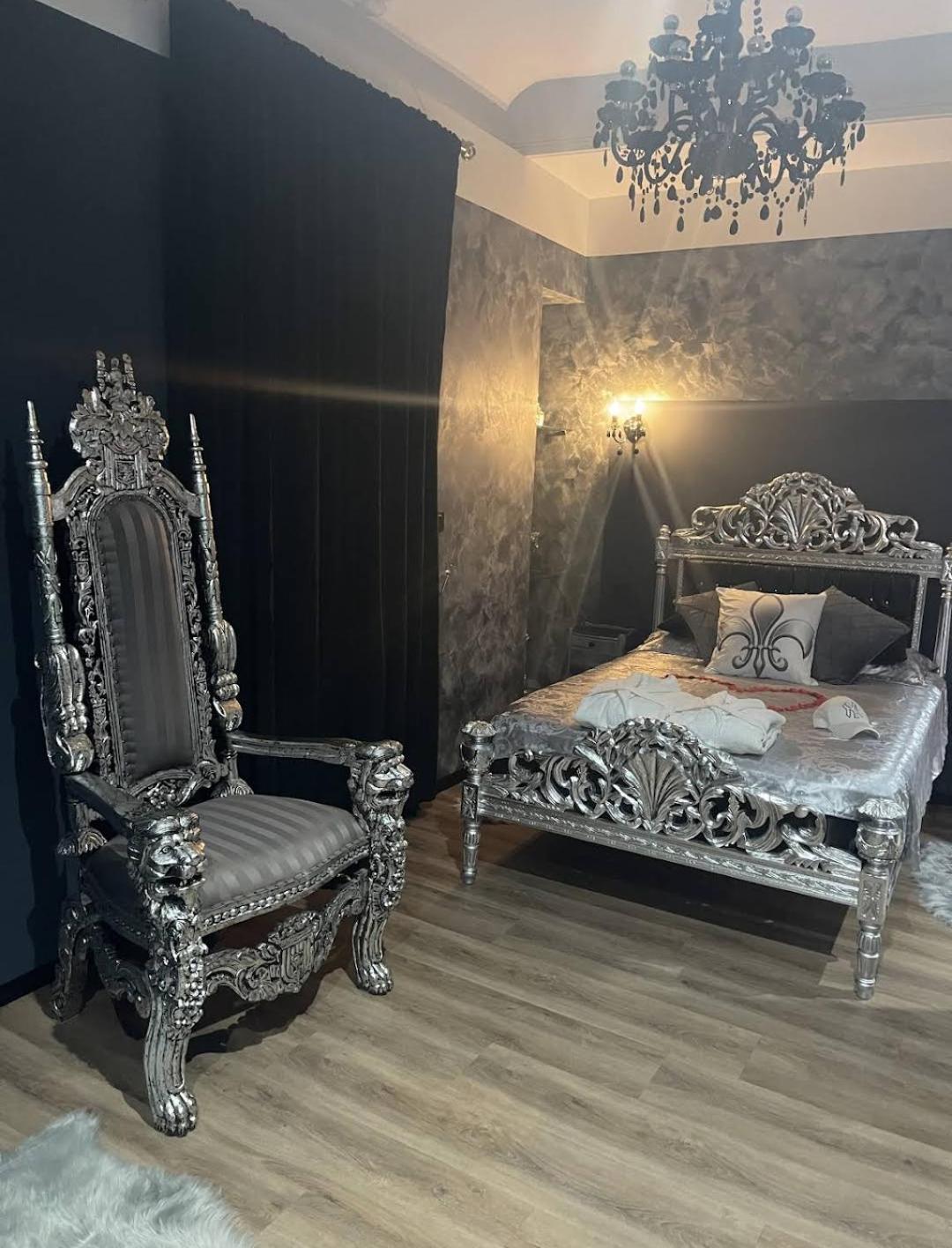 Nuit Romantique - Jacuzzi - Beziers - Romance Royale Екстериор снимка